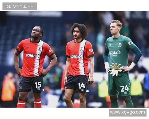 2018年英甲联赛卢顿主场迎战阿克宁顿精彩对决回顾